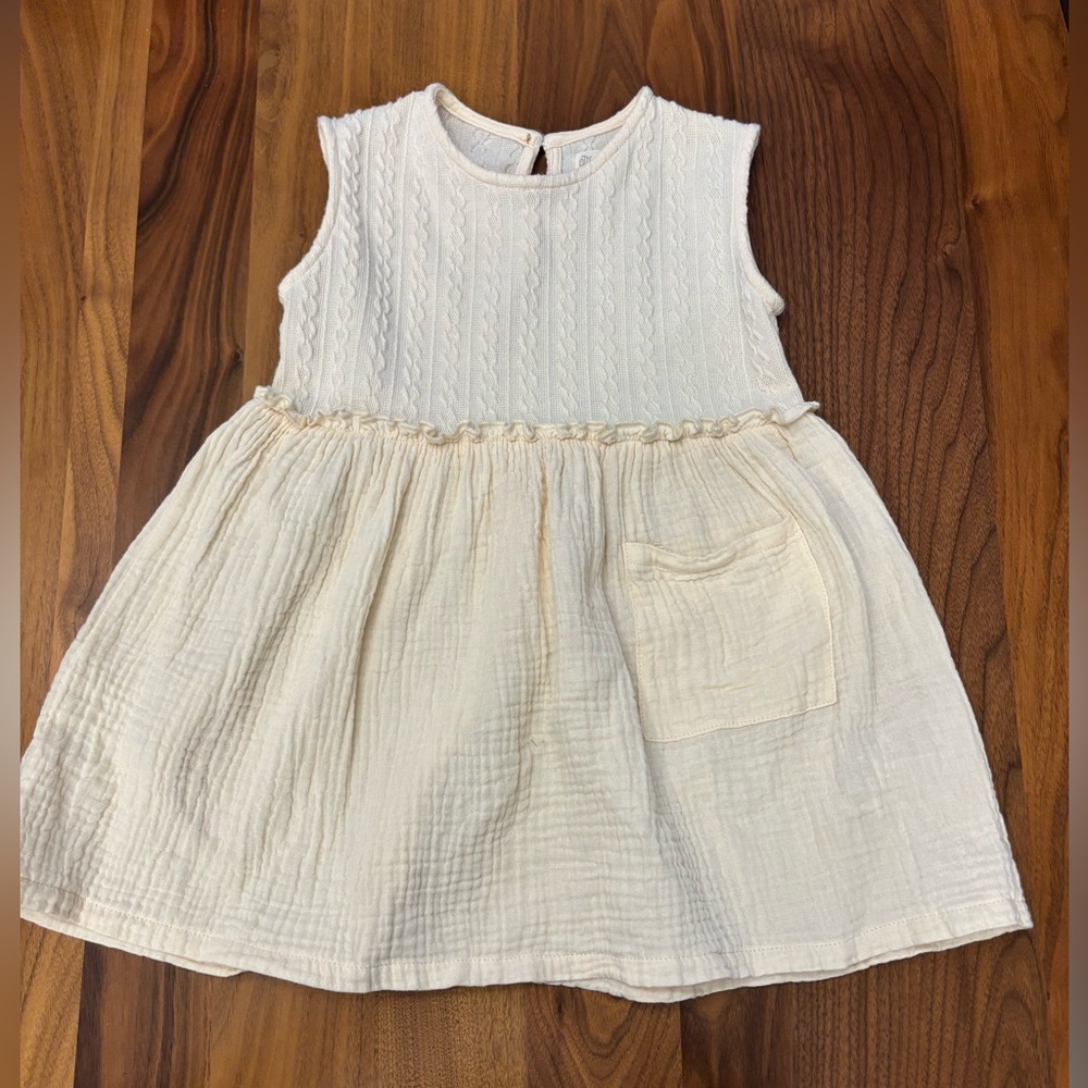 Ettie & H Charming Cream Sleeveless Kids Dress, 2y Size, EUC, Adorable!